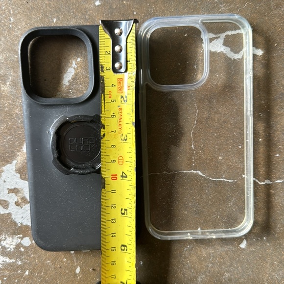 Quad lock iPhone case and clear case - Picture 3 of 3
